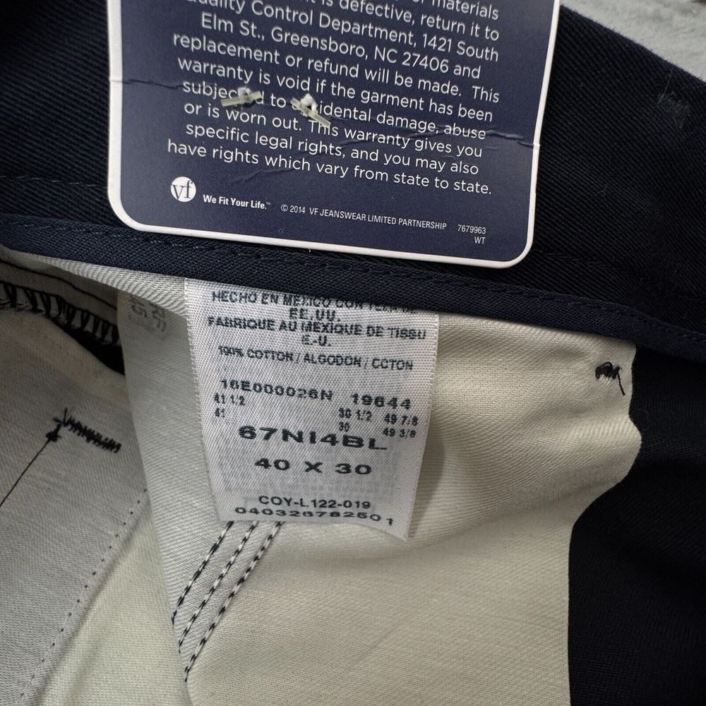 NWT Wrangler Ultimate Khaki Navy Blue Men's Size 40 x 30‎ Invisible Flex - Picture 5 of 9